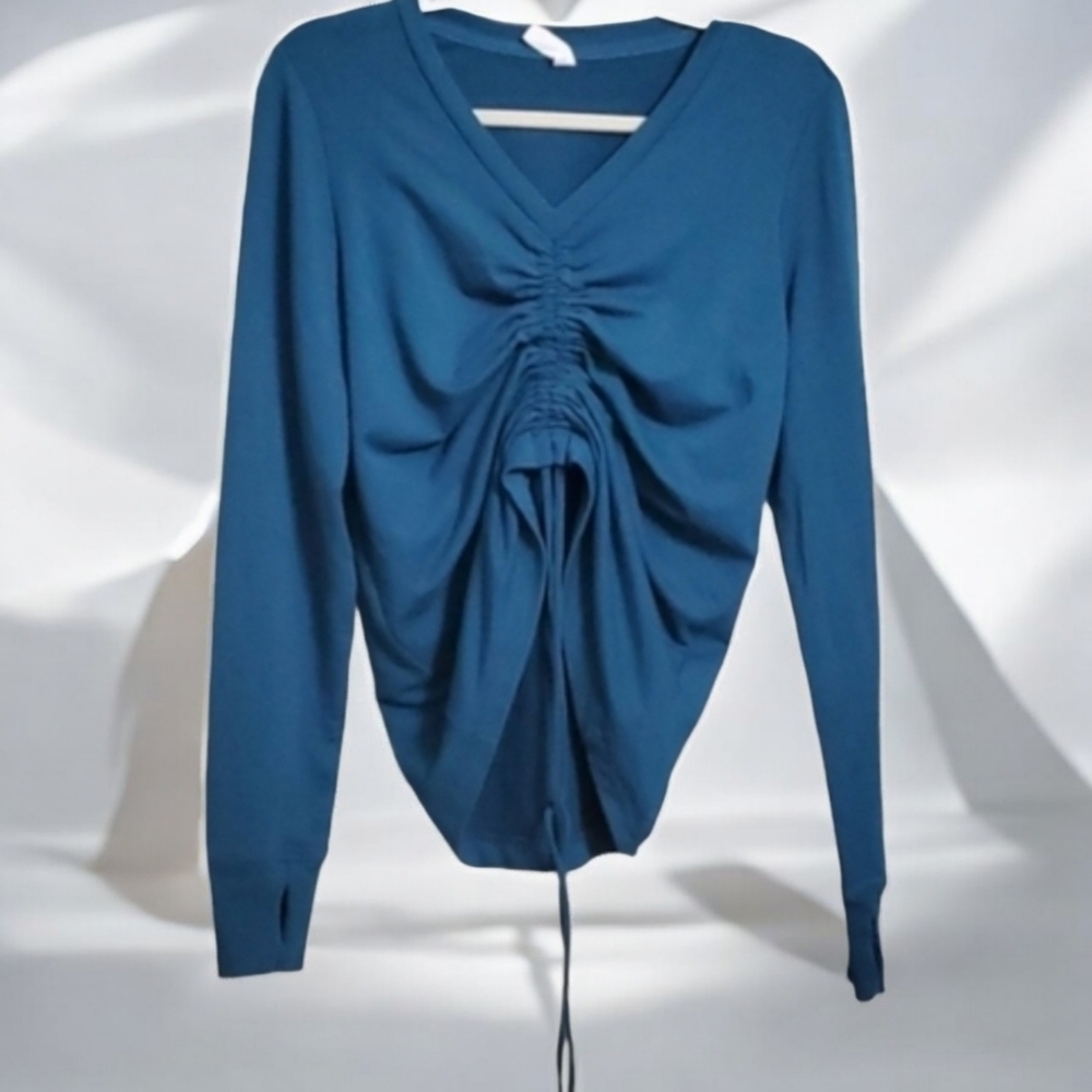 Ideology top women’s size medium blue cinch front crop long sleeve v-neck Spring